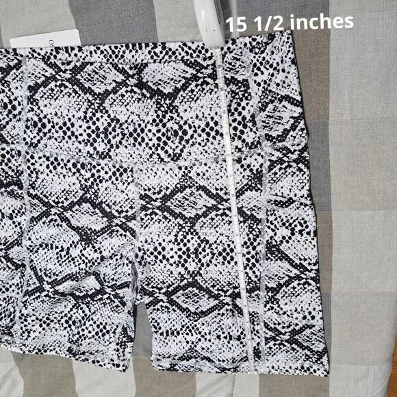 LXNMGO Women's High Waist Yoga Shorts with Pockets Stretch Workout Running XL - Picture 2 of 9